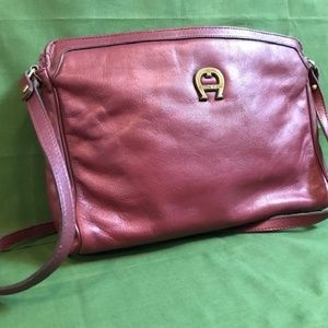 Vintage Etienne Agnier burgundy leather handbag